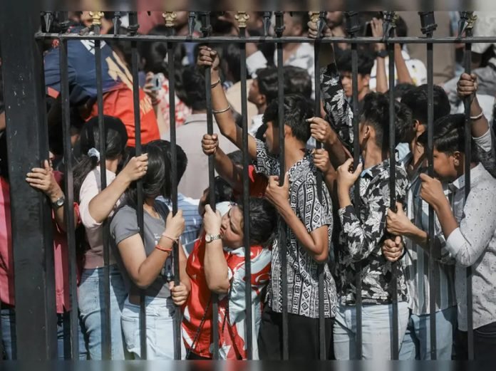 Joy Turns to Tragedy: 11 Dead, Over 30 Injured in Stampede Outside Chinnaswamy Stadium During RCB Victory Celebrations